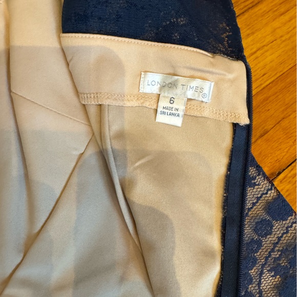 Navy Lace Shift Dress - Picture 5 of 5